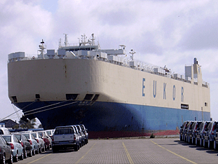 Schiff Ahoi! – VOLK Dieselschlepper auf großer Fahrt